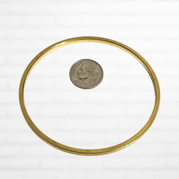 Monet Bangle Bracelet Gold Tone Textured Metal Classic Minimalist Thin Jewelry - Picture 4 of 5